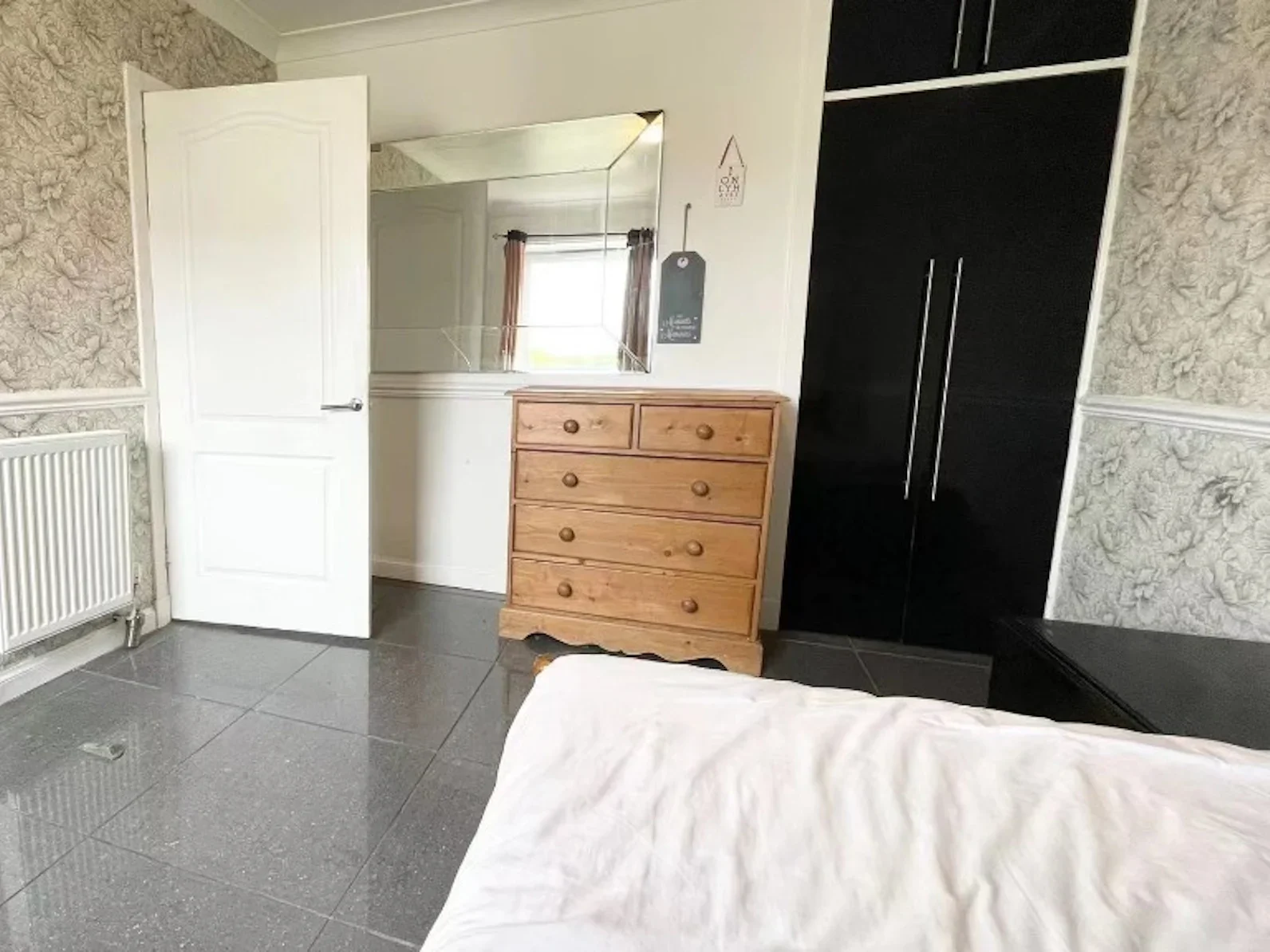 Flat Dinmont Drive in City of Edinburgh