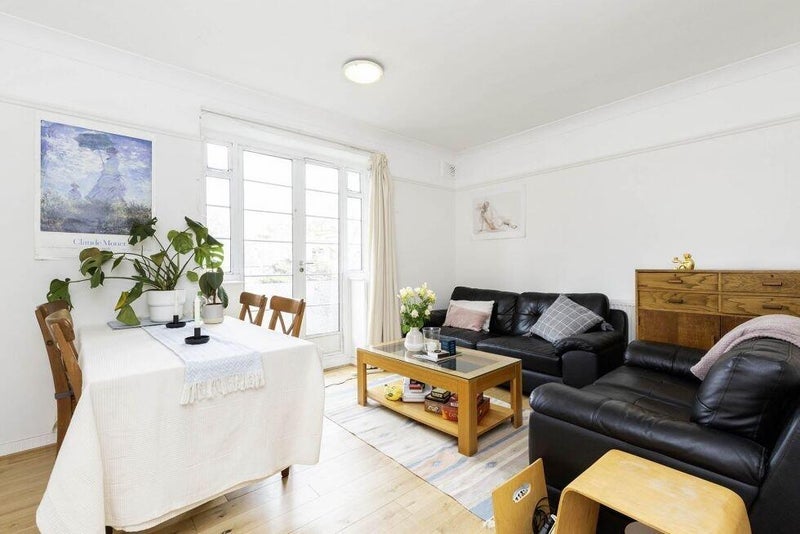 Flat Willesden Lane in Greater London
