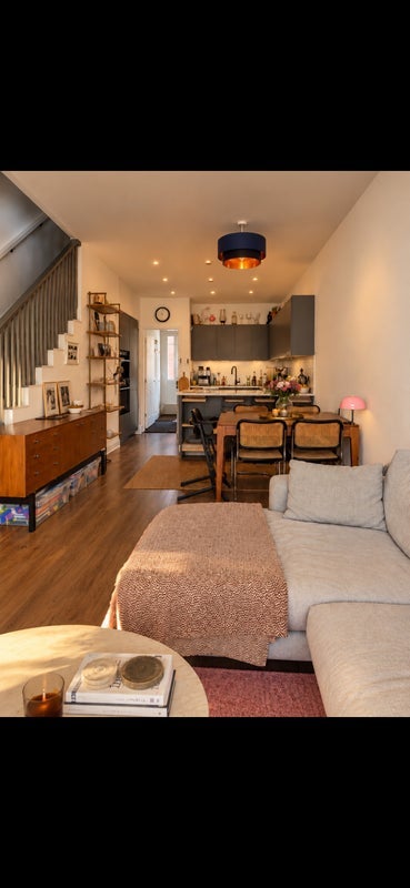 Room Springpark Drive in Greater London
