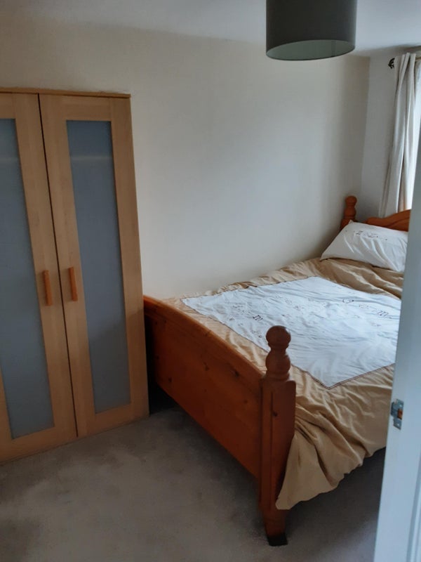 Room Ward Lane in Wakefield
