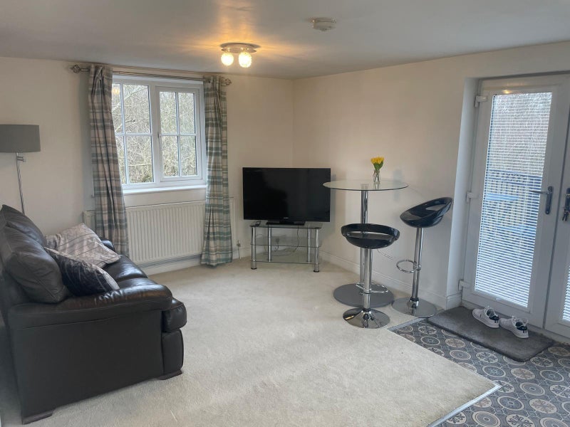 Room Ward Lane in Wakefield