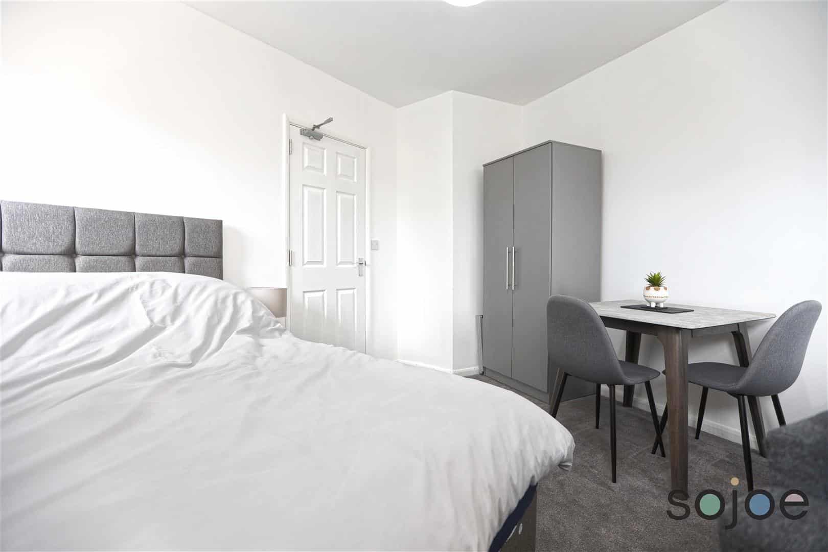 Flat Waveney Road in East Suffolk