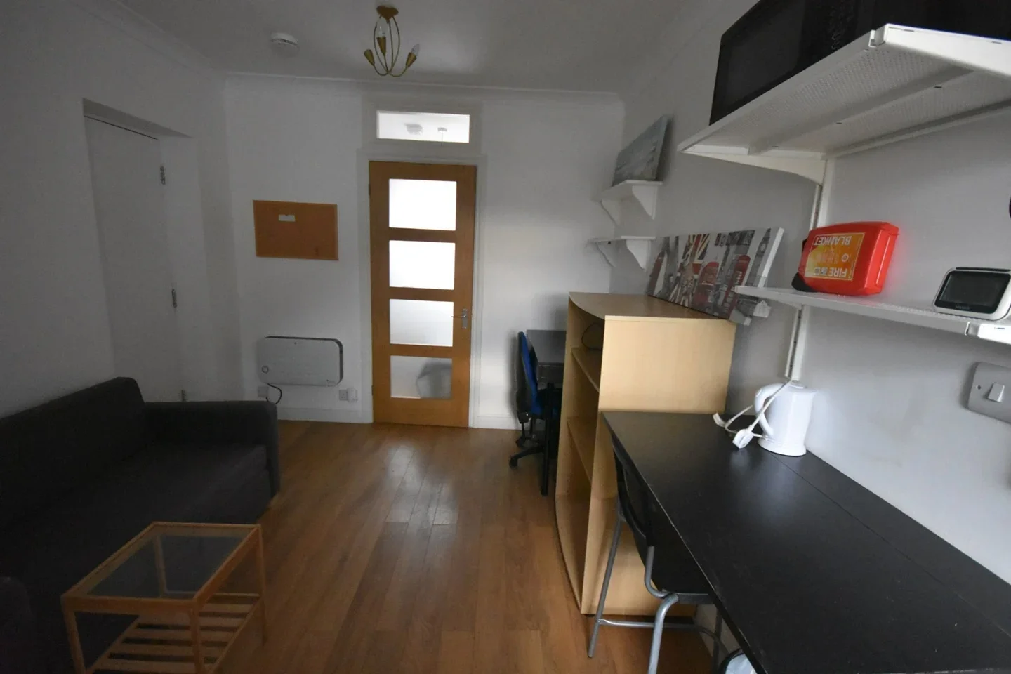 Room Lilac Road in Southampton