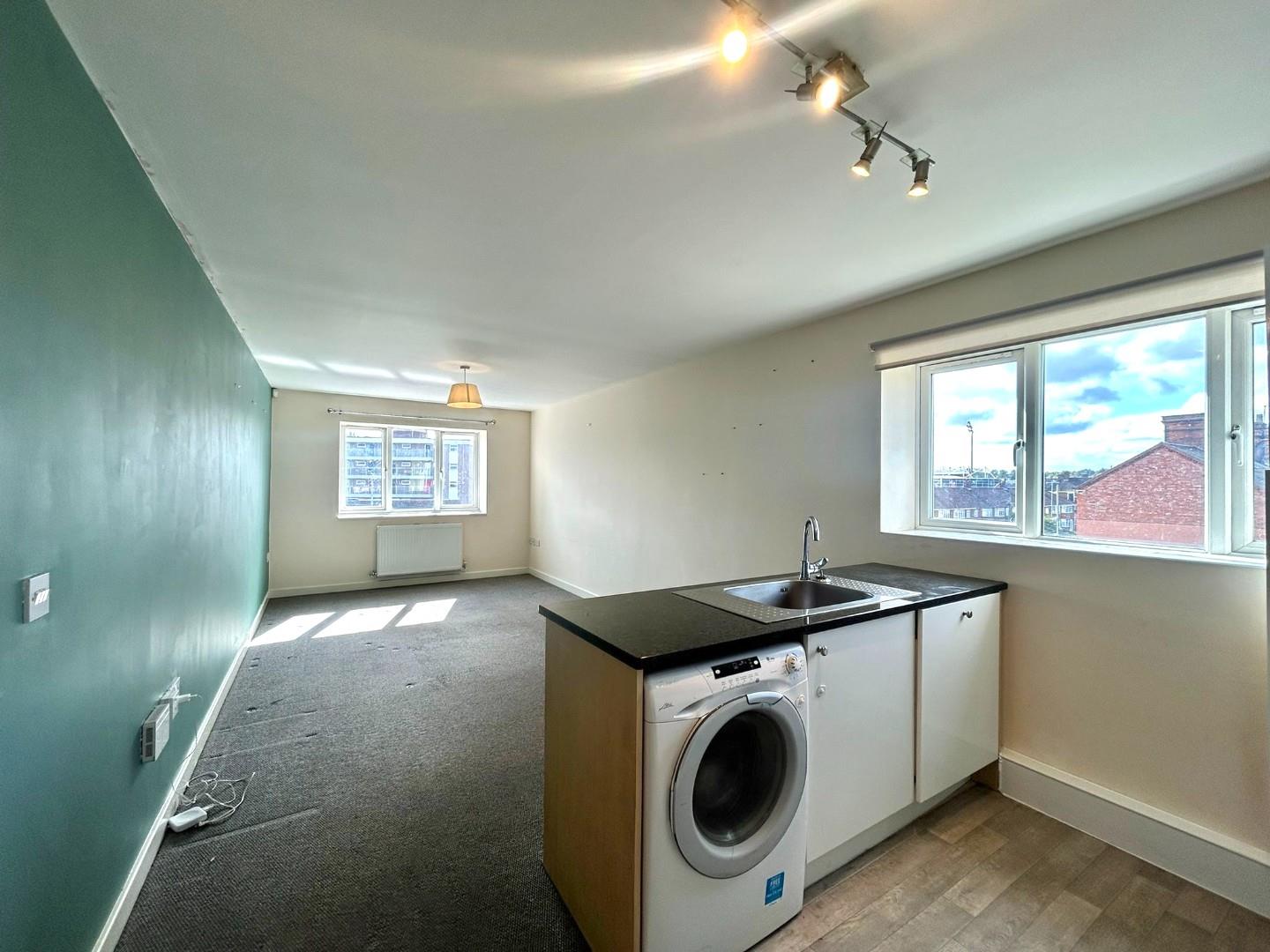Flat Weedon Road in Northampton
