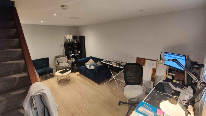 Room Tooley Street in Greater London