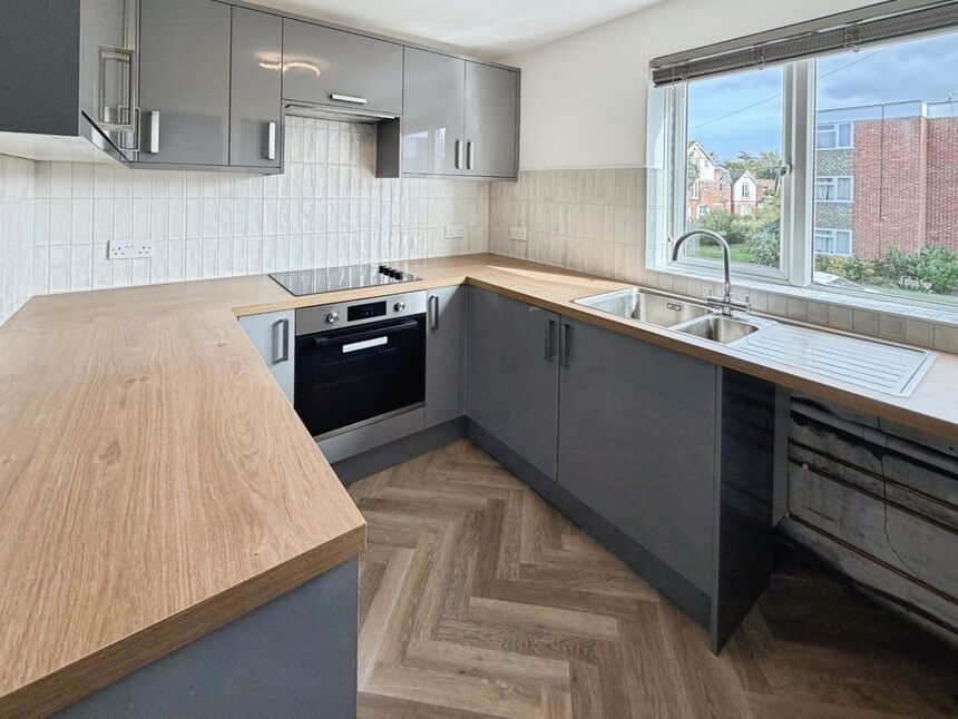 Flat Havelock Road in Fareham