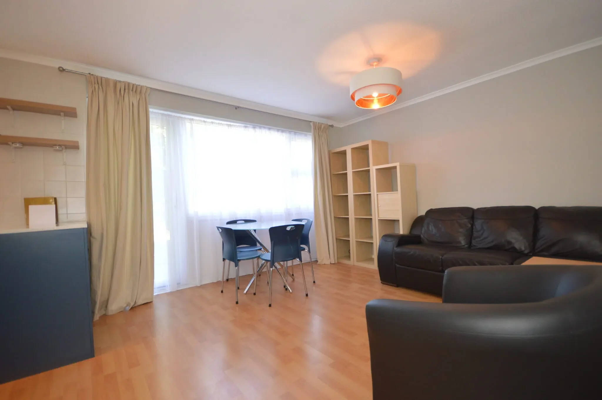 Flat Bakery Court in Beaconsfield