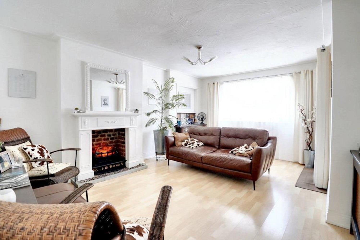 Flat Clacton Road in Greater London