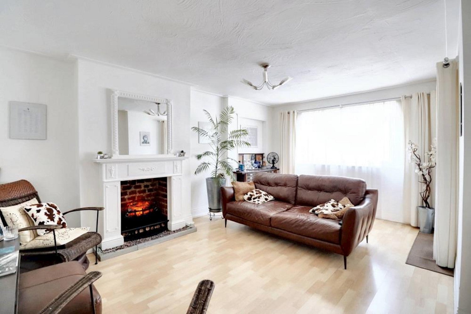Flat Clacton Road in Greater London