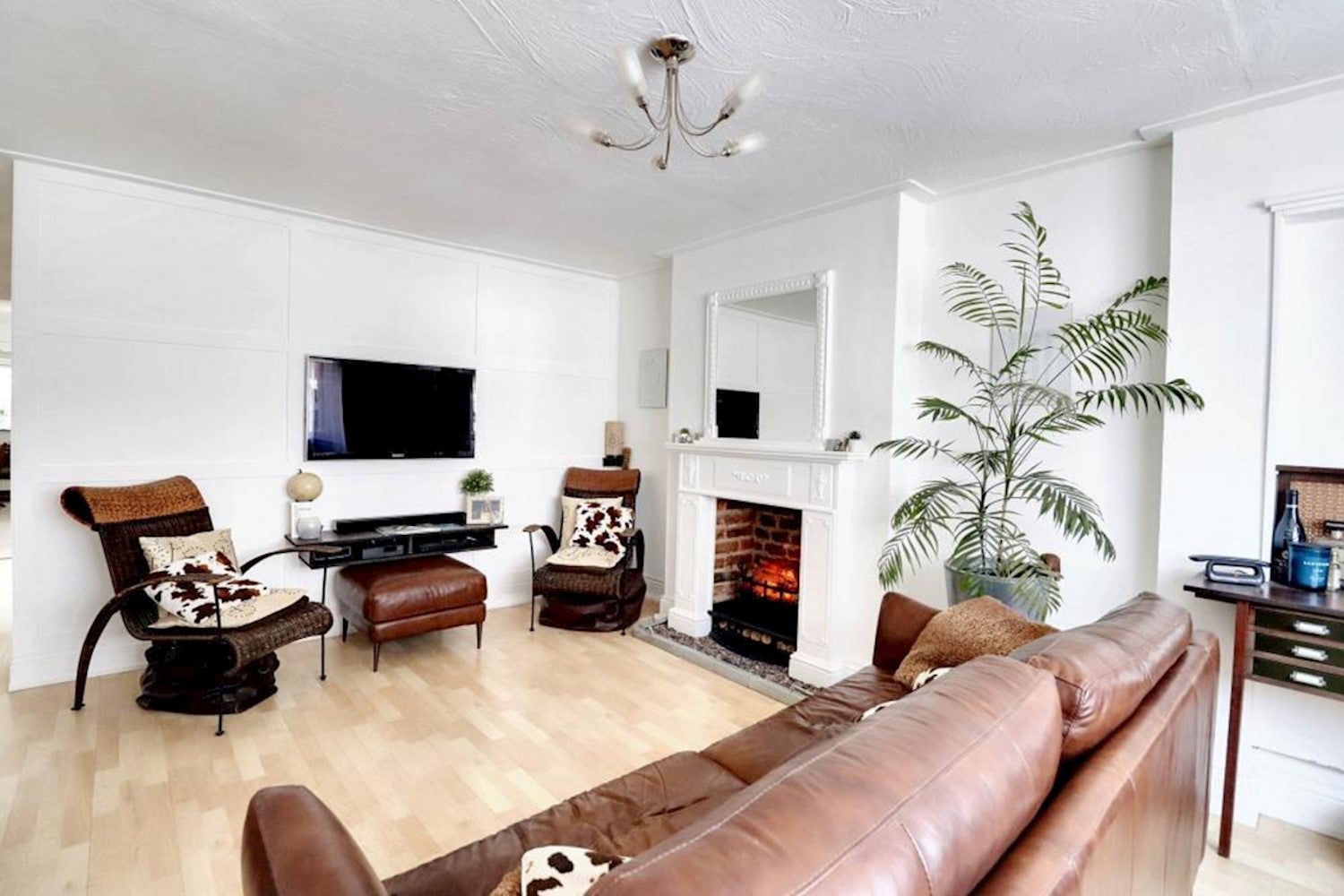 Flat Clacton Road in Greater London