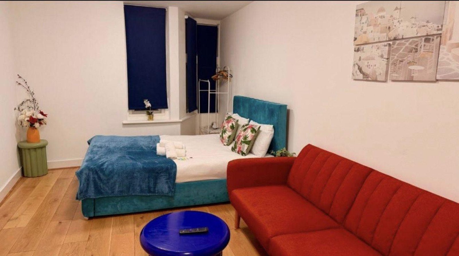 Flat St Albans Lane in Greater London