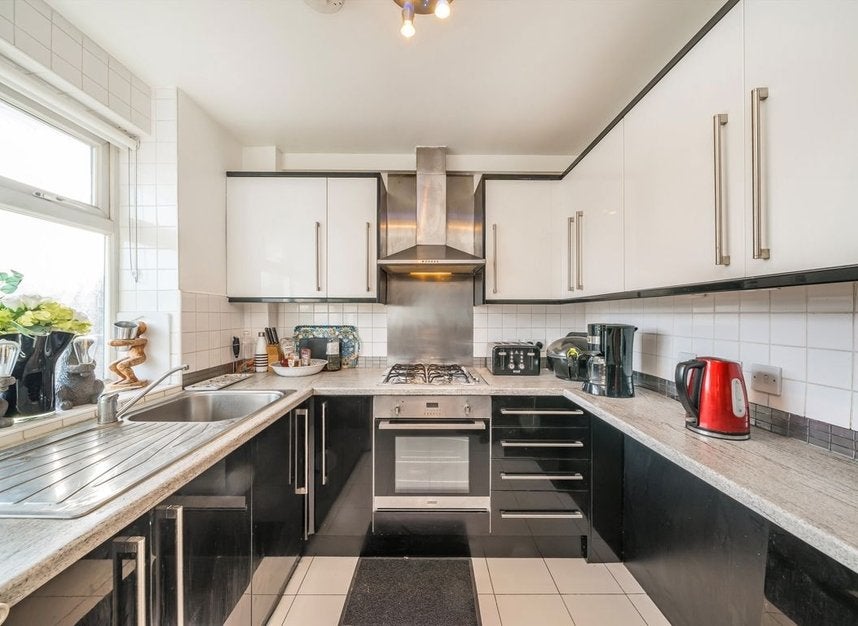 Flat Warwick Way in City of Westminster
