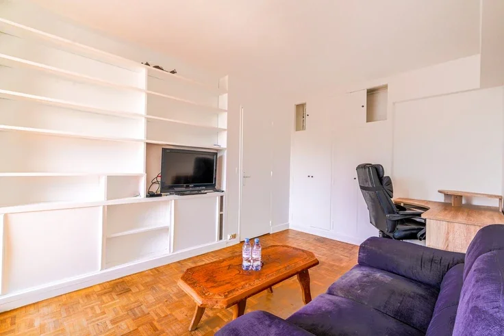 Appartement Rue Saint-Charles à Paris