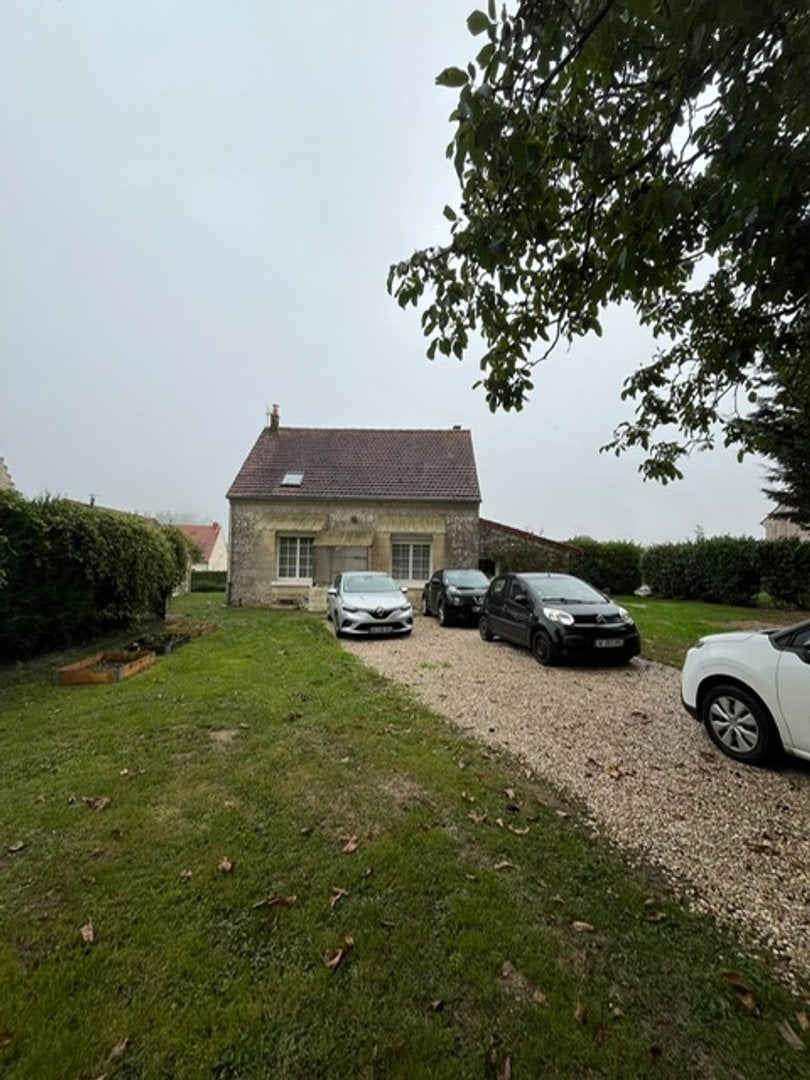 House Rue de Jaulzy in Croutoy
