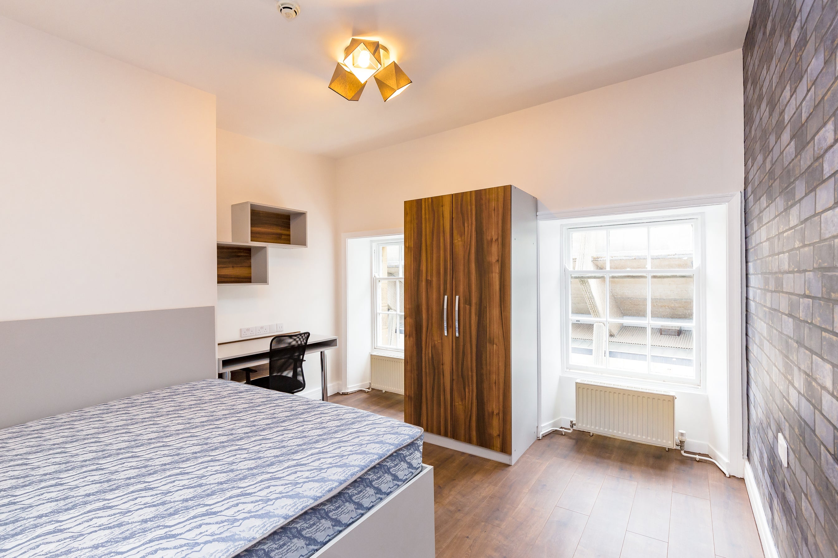 Flat Leazes Terrace in Newcastle upon Tyne