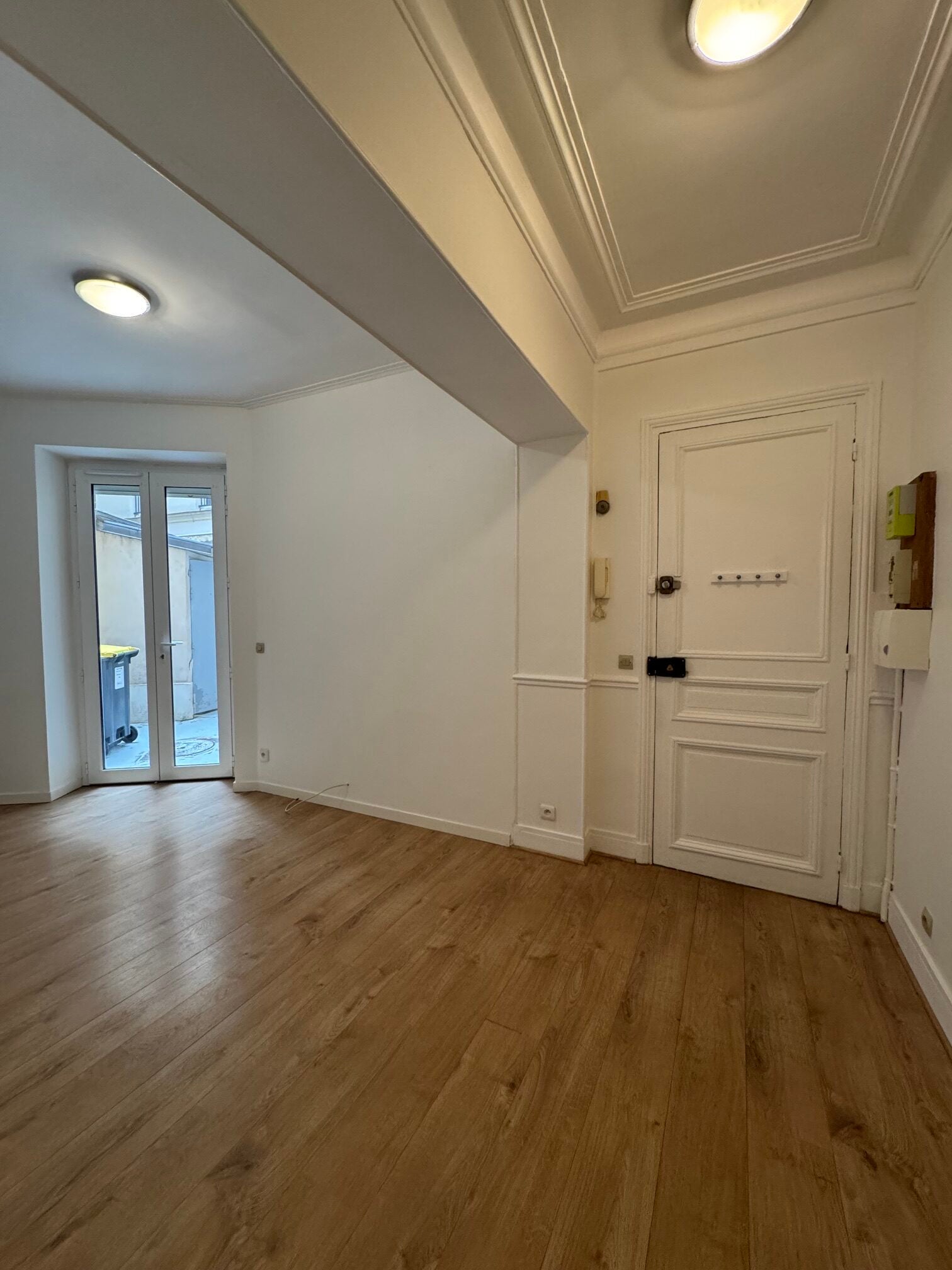 Appartement Rue Gustave Courbet à Paris