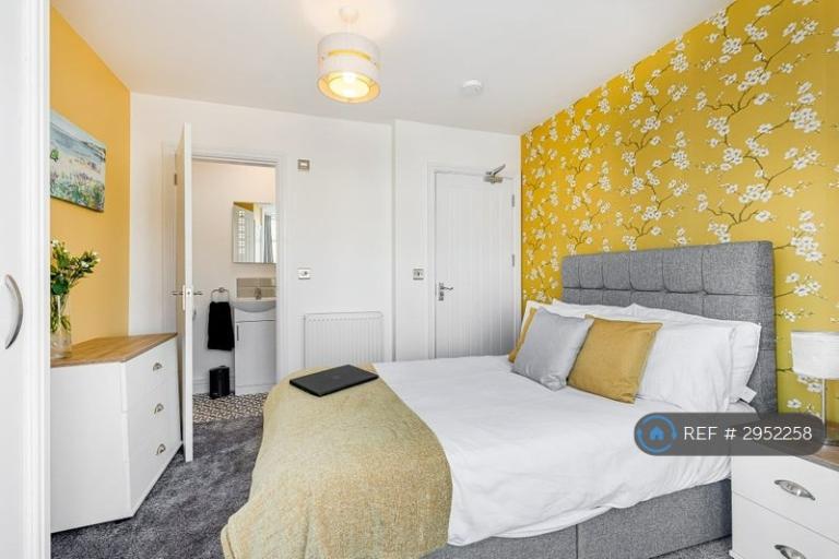 Room Shobnall Street in East Staffordshire