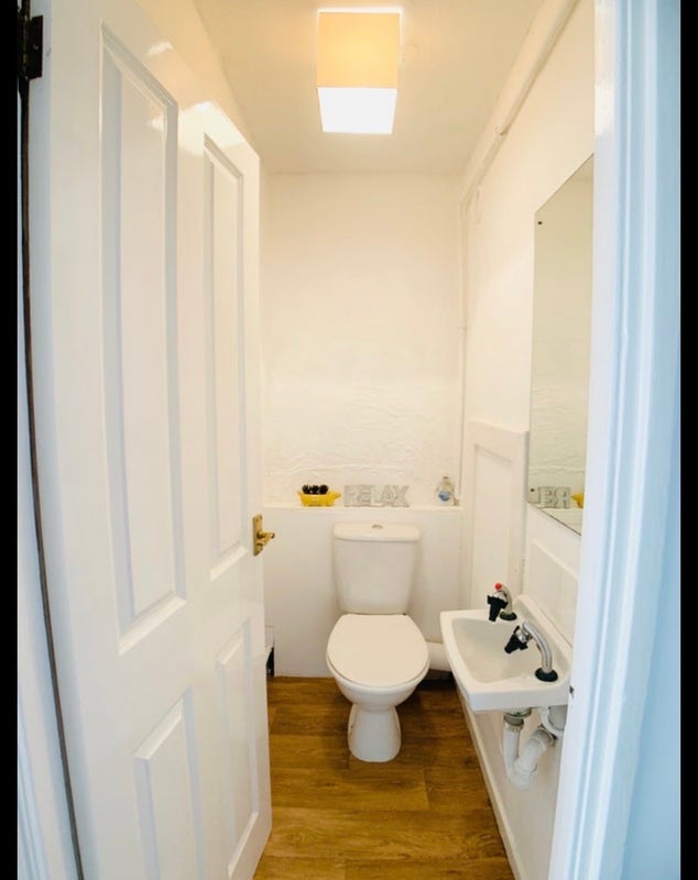 Room Stewart Street in Greater London