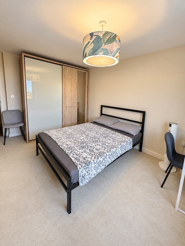 Flat Restell Close in Greater London