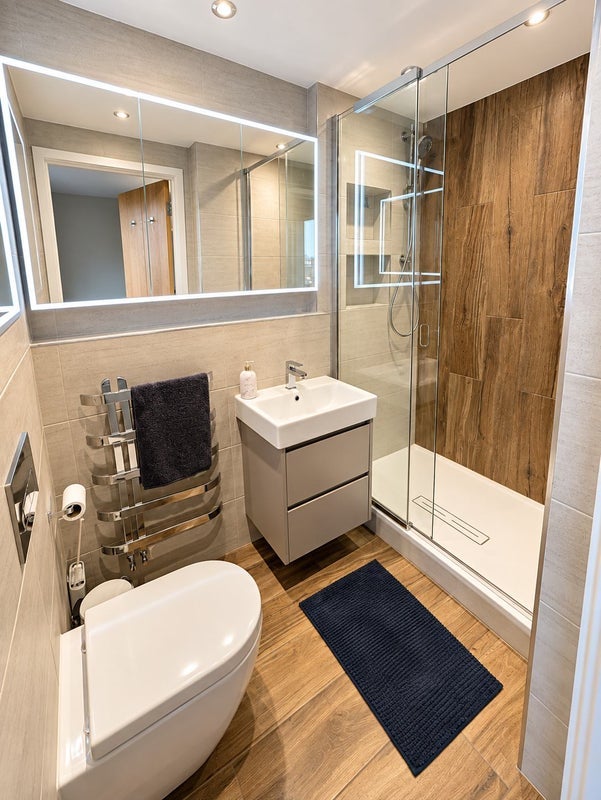 Flat Restell Close in Greater London