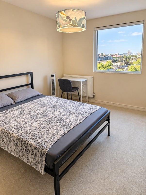 Flat Restell Close in Greater London