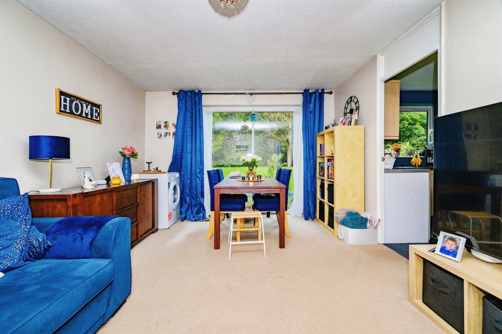 Flat Nightingale Walk in Dacorum