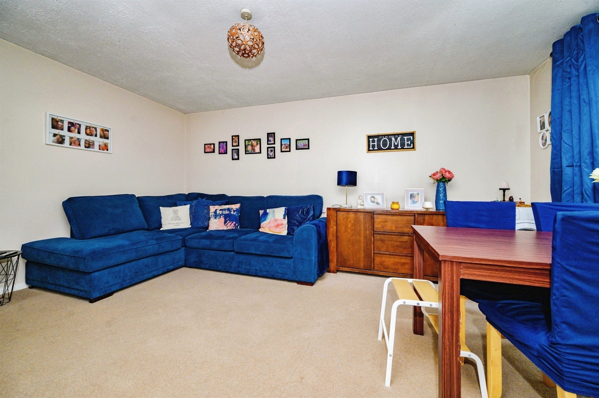 Flat Nightingale Walk in Dacorum