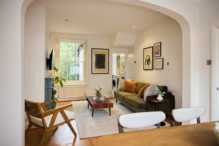 House Huxley Street in City of Westminster