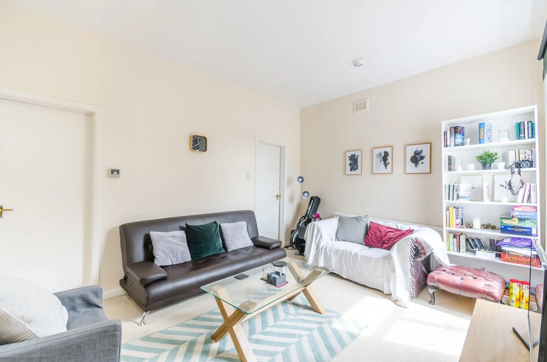 Flat Wakehurst Road in Greater London