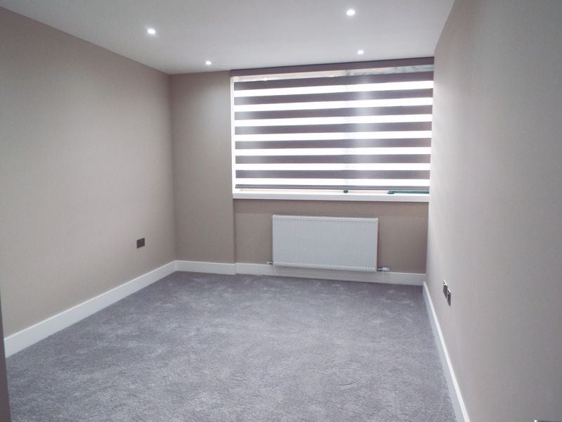 Flat Fishponds Road in Wokingham