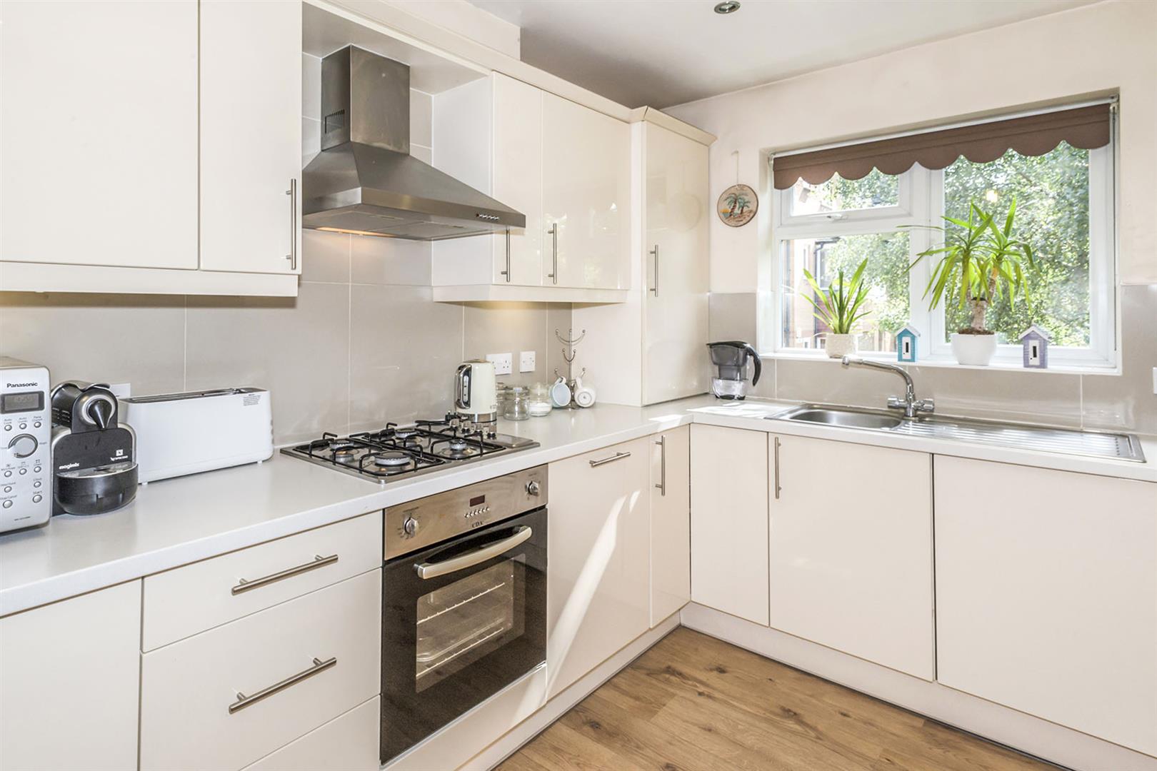 Flat Grove Road in Hitchin