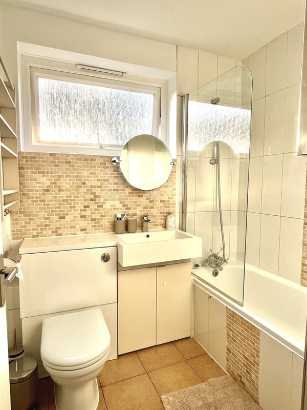 Room Wimbledon Park Road in Greater London