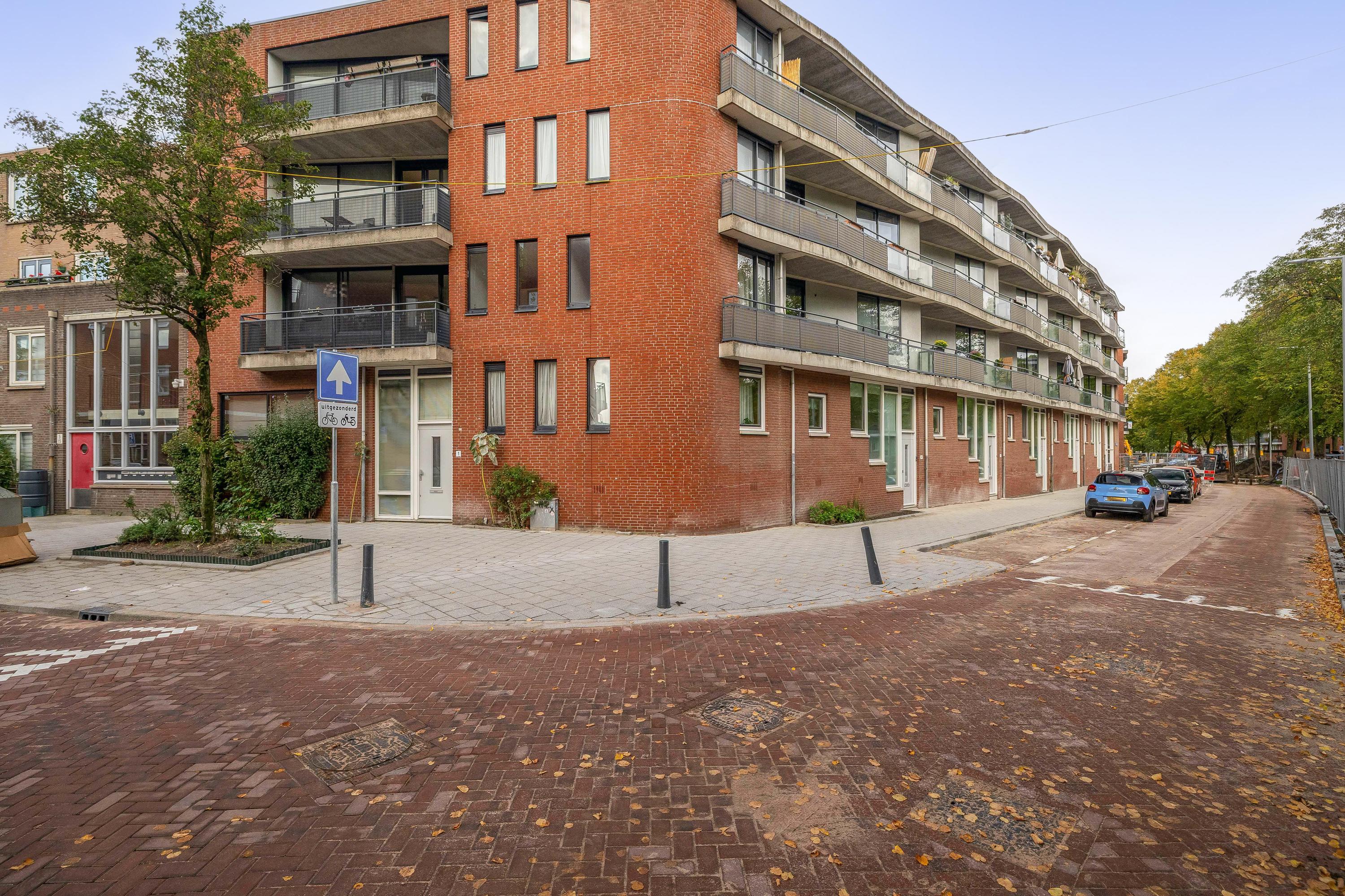 Appartement Claes de Vrieselaan 203 in Rotterdam