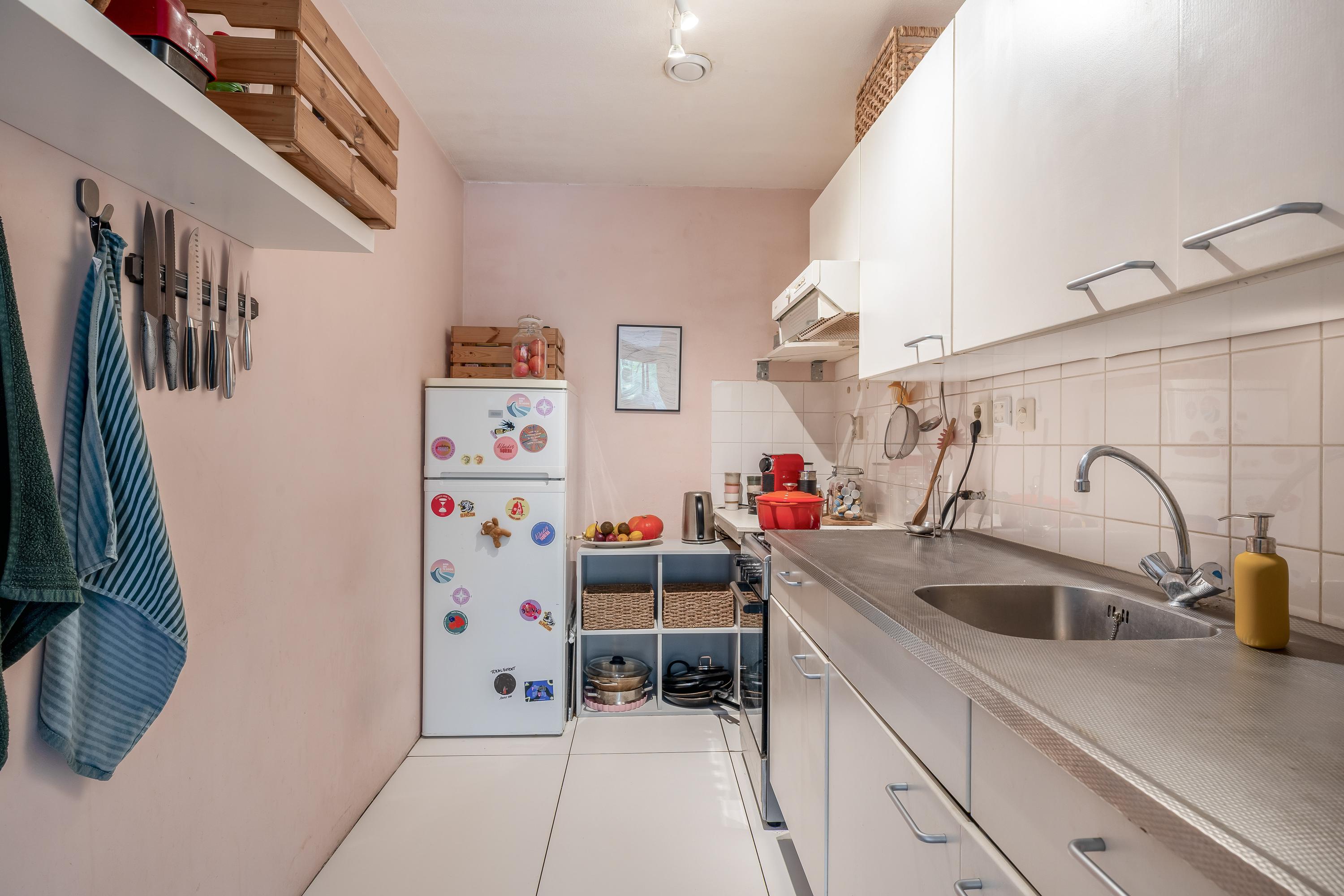 Appartement te koop: Claes de Vrieselaan 203, Rotterdam