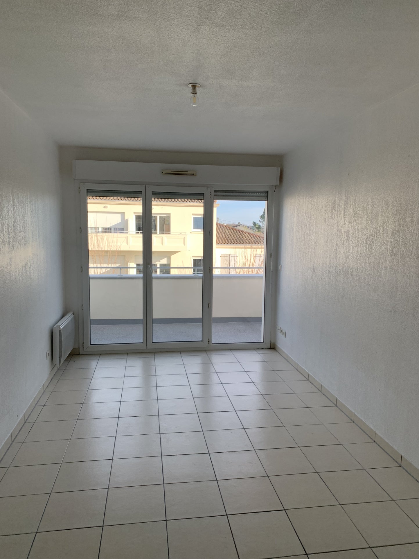 Flat Rue AdélaÏde Hautval in Blaye