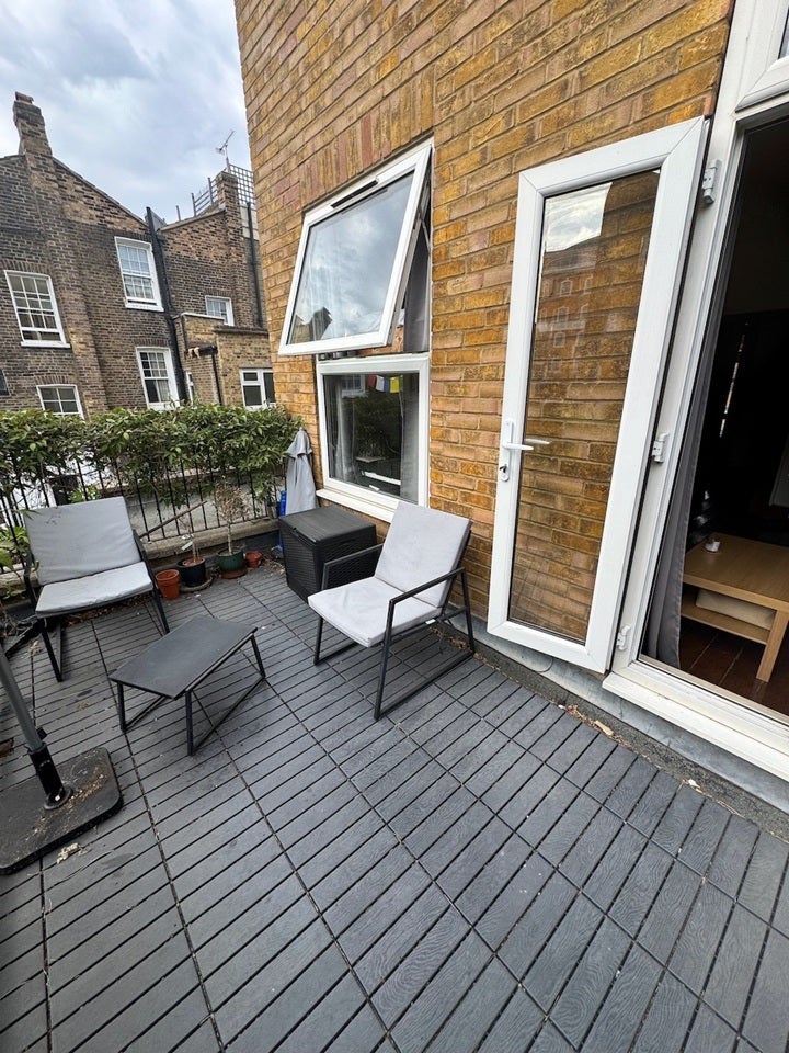Flat Royal College Street in Greater London