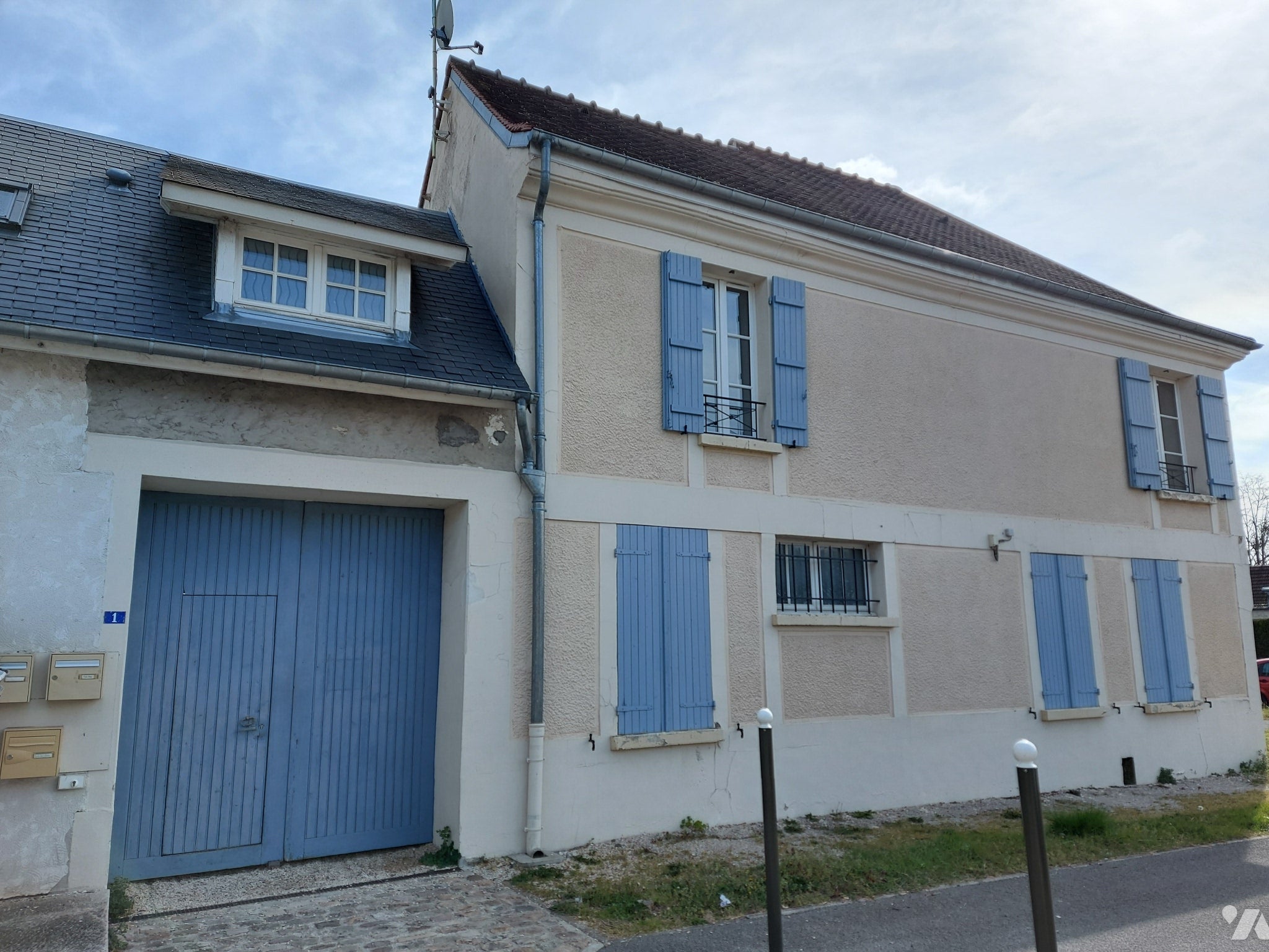 Flat Avenue du Poteau in Chamant