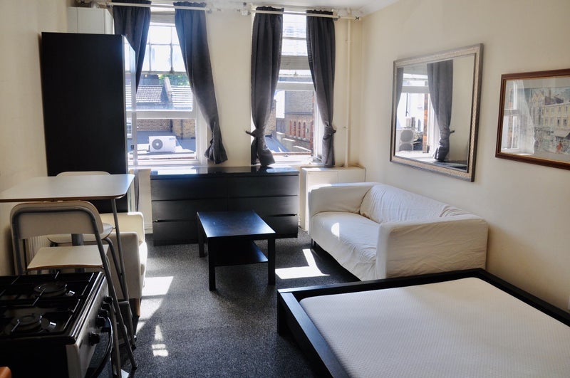 Flat Clapham Manor Street in Greater London