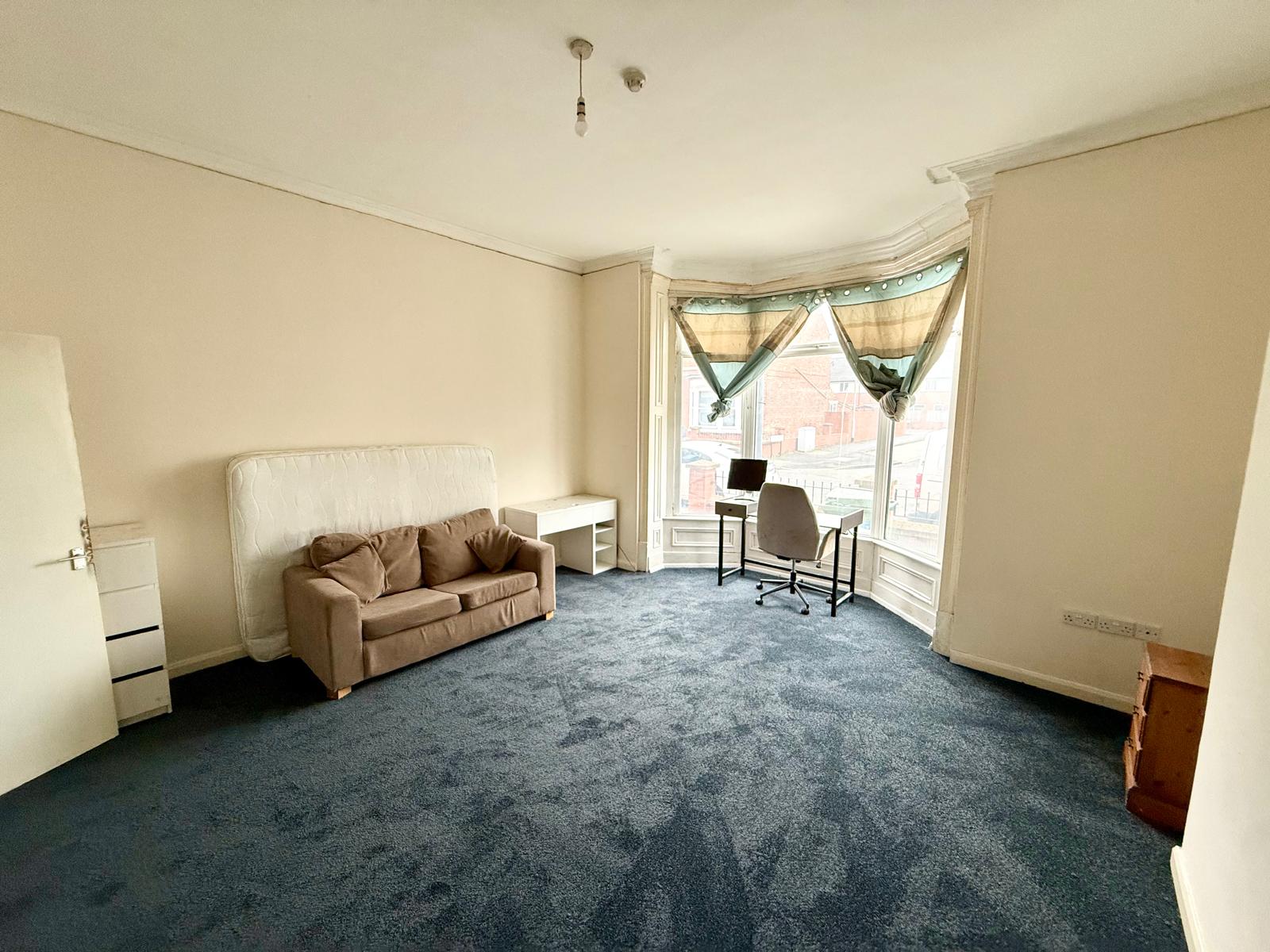 Flat Milton Road in Hartlepool