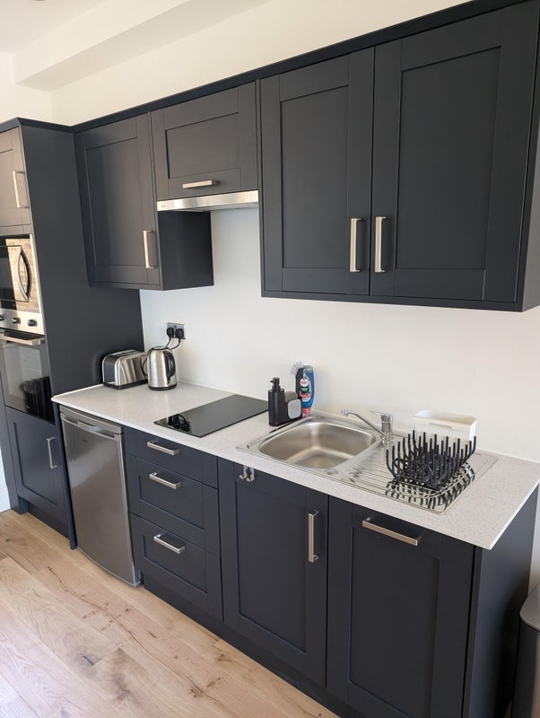 Flat Norcott Road in Greater London