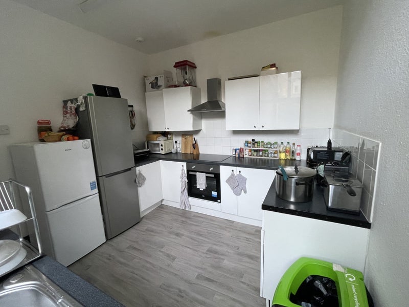 Room Handsworth Road in Greater London