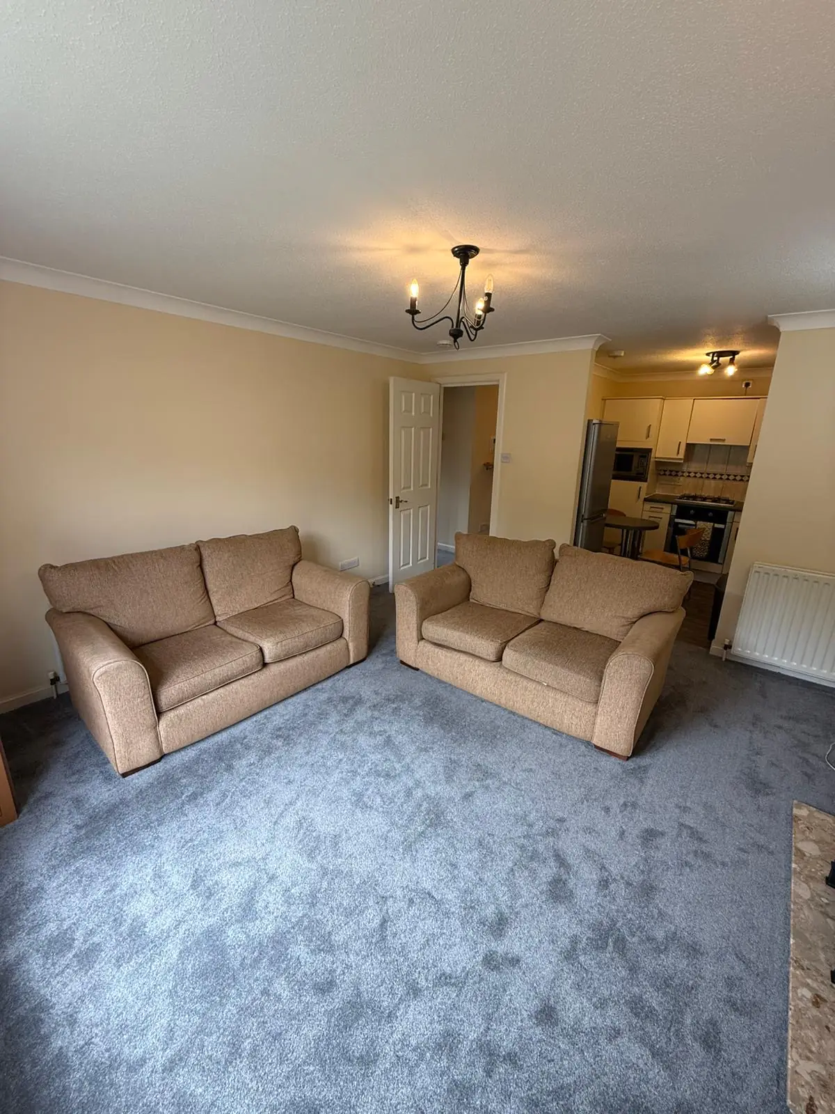 Flat Russell Gardens in City of Edinburgh