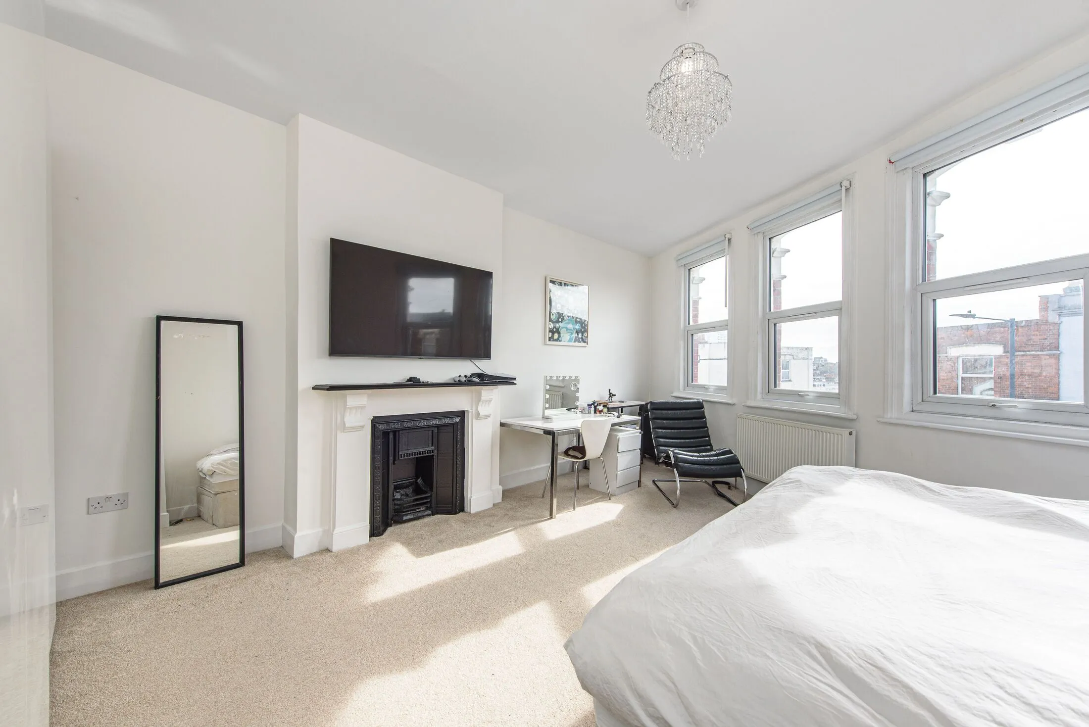 House Willesden Lane in Greater London