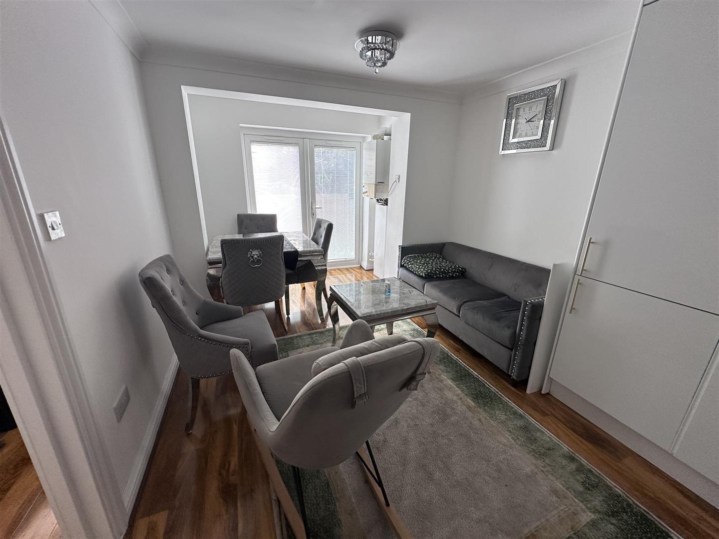 Flat Woodland Vale Road in St Leonards