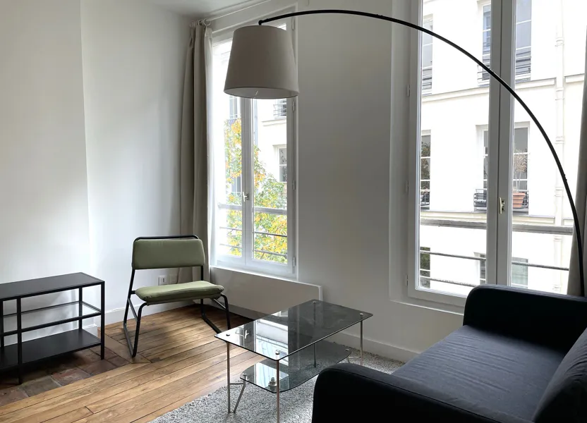 Flat Rue de Charenton in Paris