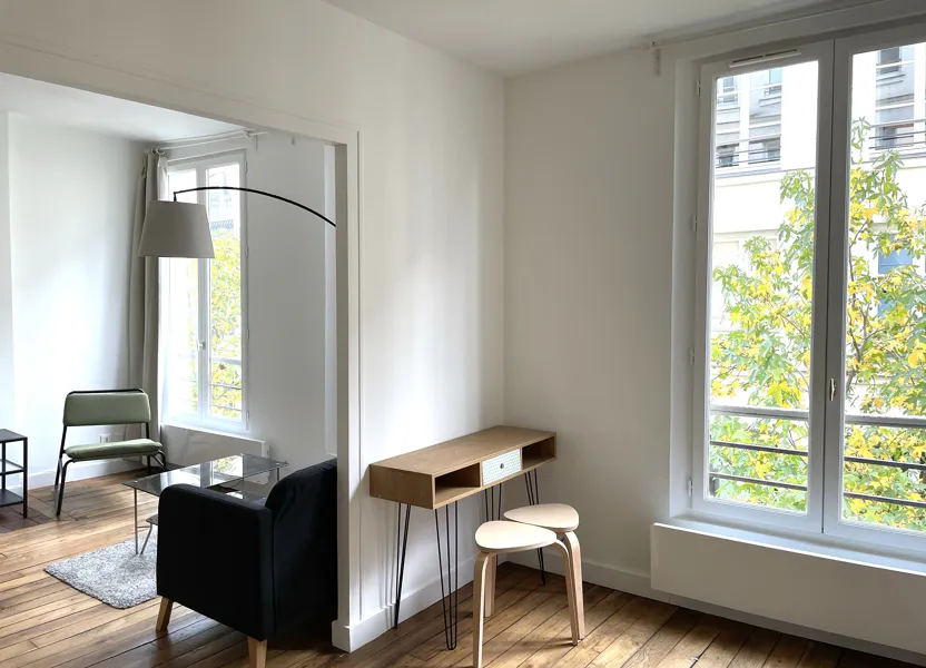 Flat Rue de Charenton in Paris