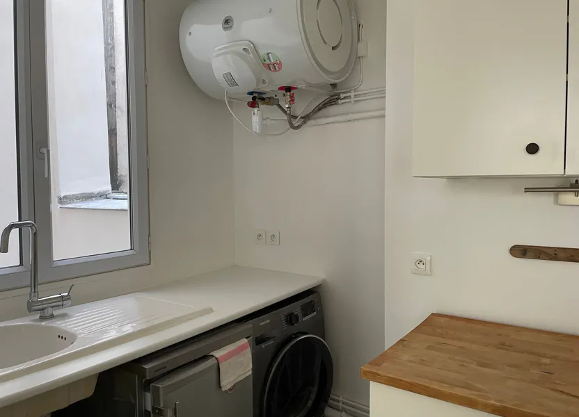 Flat Rue de Charenton in Paris
