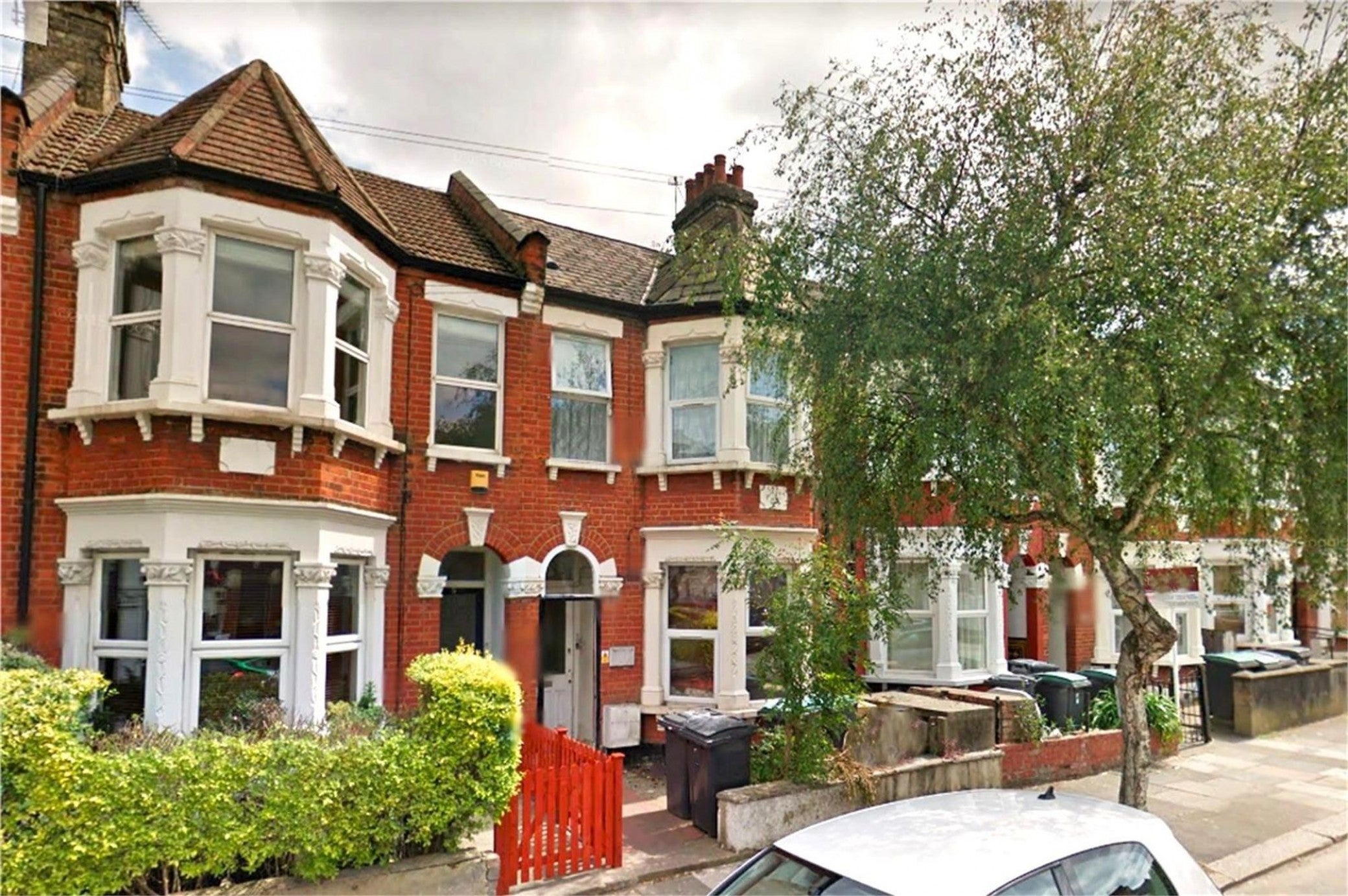 Flat Imperial Road in Greater London