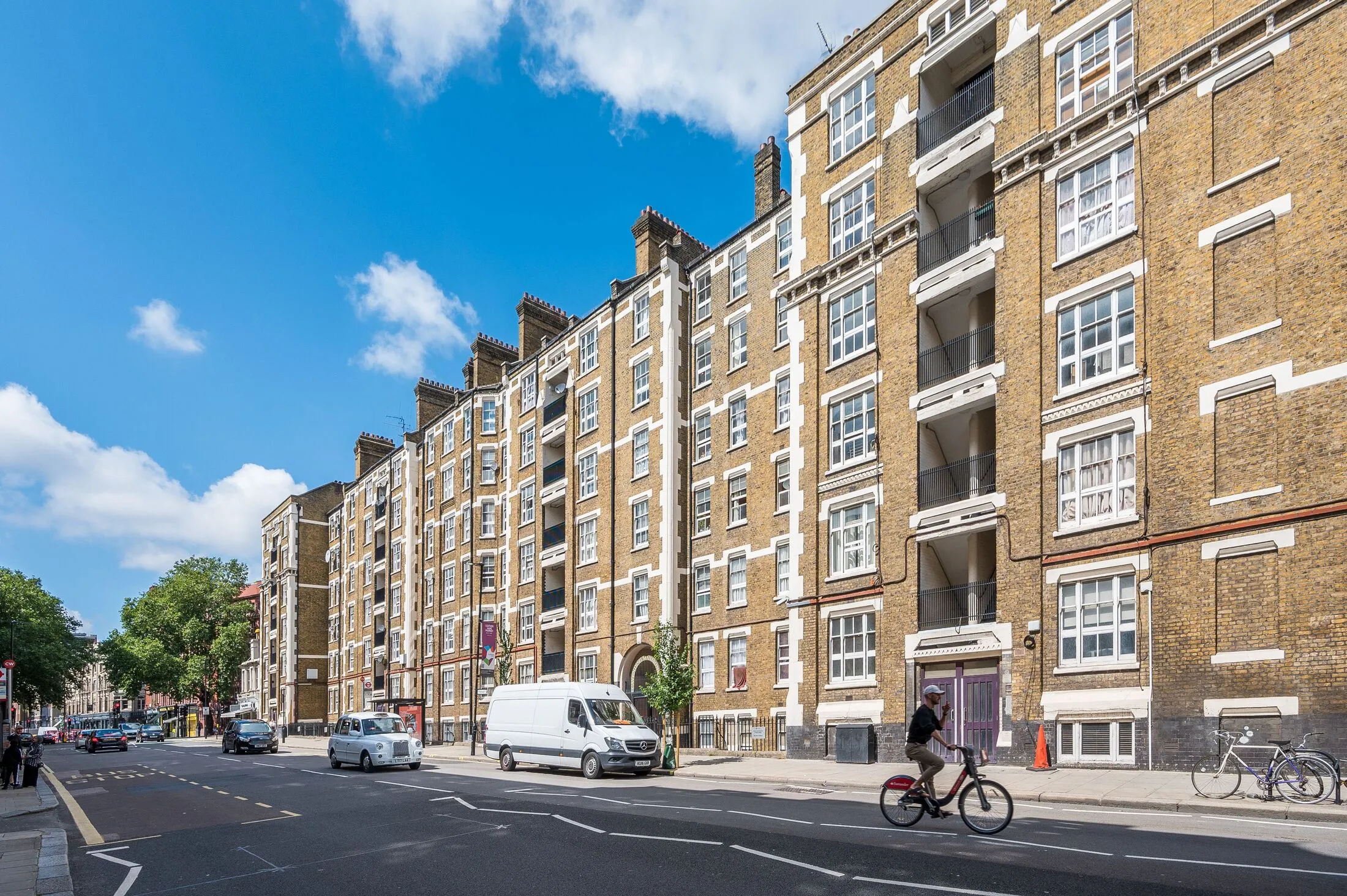 Flat Clerkenwell Road in Greater London