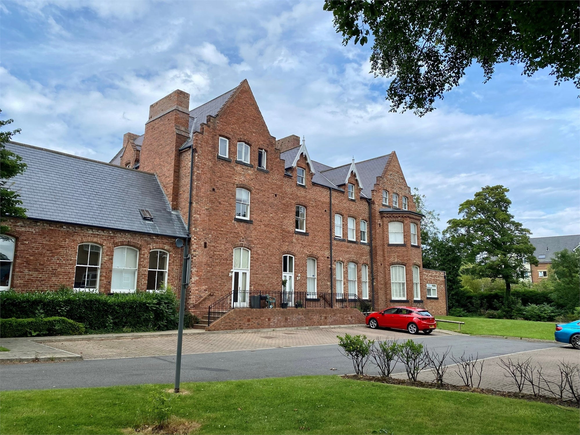 Flat Saint Michaels Court in Sunderland